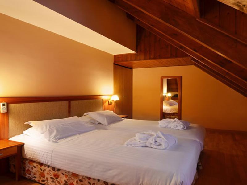 Hotel Spa Acevi Val D'Aran Vielha Exterior photo